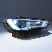 Load image into Gallery viewer, Frontscheinwerfer Audi A3 8V0941032 Xenon Rechts Scheinwerfer Headlight