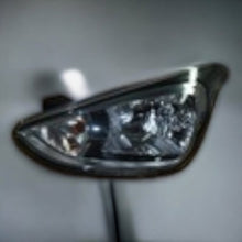 Load image into Gallery viewer, Frontscheinwerfer Hyundai I10 Links Scheinwerfer Headlight SCH9768117201dm