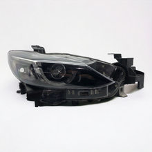 Laden Sie das Bild in den Galerie-Viewer, Frontscheinwerfer Mazda 6 Gj LED Rechts Scheinwerfer Headlight