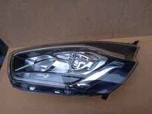 Laden Sie das Bild in den Galerie-Viewer, Frontscheinwerfer Ford Transit Custom JK21-13W030-DJ LED Links Headlight