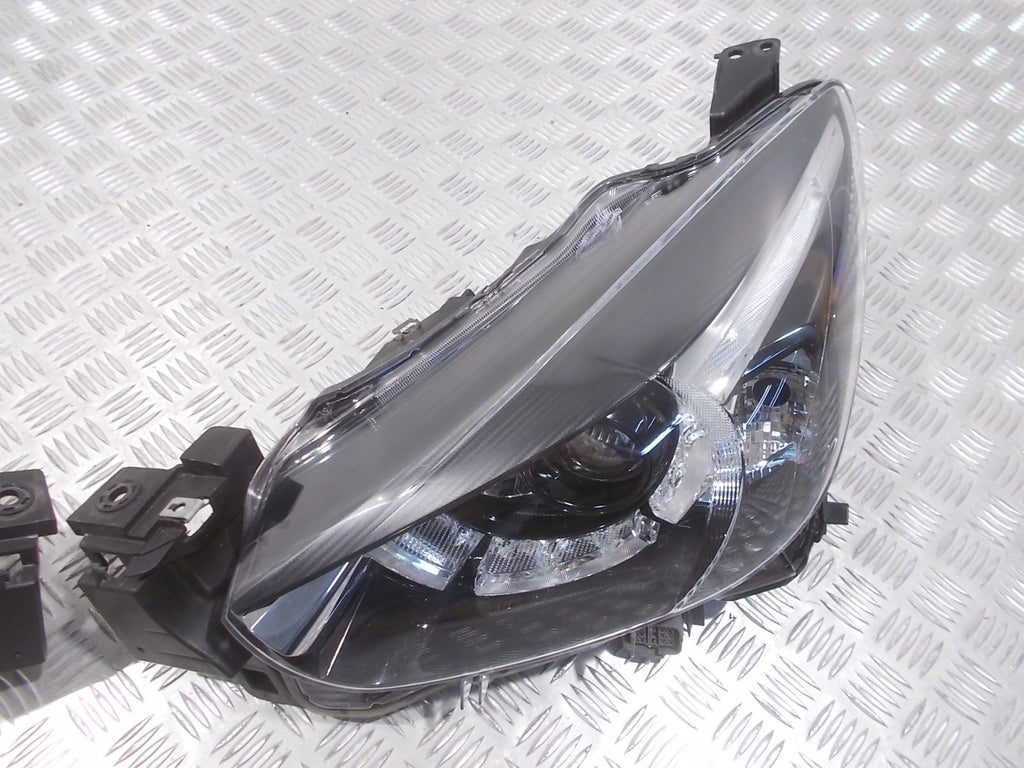 Frontscheinwerfer Mazda 2 Dl D09K-51040 D09K-51030 LED Rechts oder Links