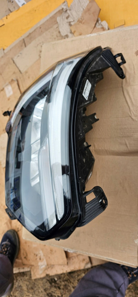 Frontscheinwerfer Renault Master III 260105567R LED Rechts Headlight