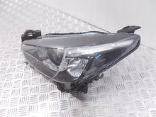 Laden Sie das Bild in den Galerie-Viewer, Frontscheinwerfer Mazda 2 Dl D09K-51040 LED Links Scheinwerfer Headlight