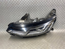 Load image into Gallery viewer, Frontscheinwerfer Renault Talisman 260606722R FULL LED Links Headlight